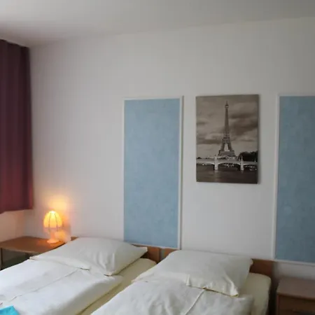 Pension Nuernberg-fuerth דירה *